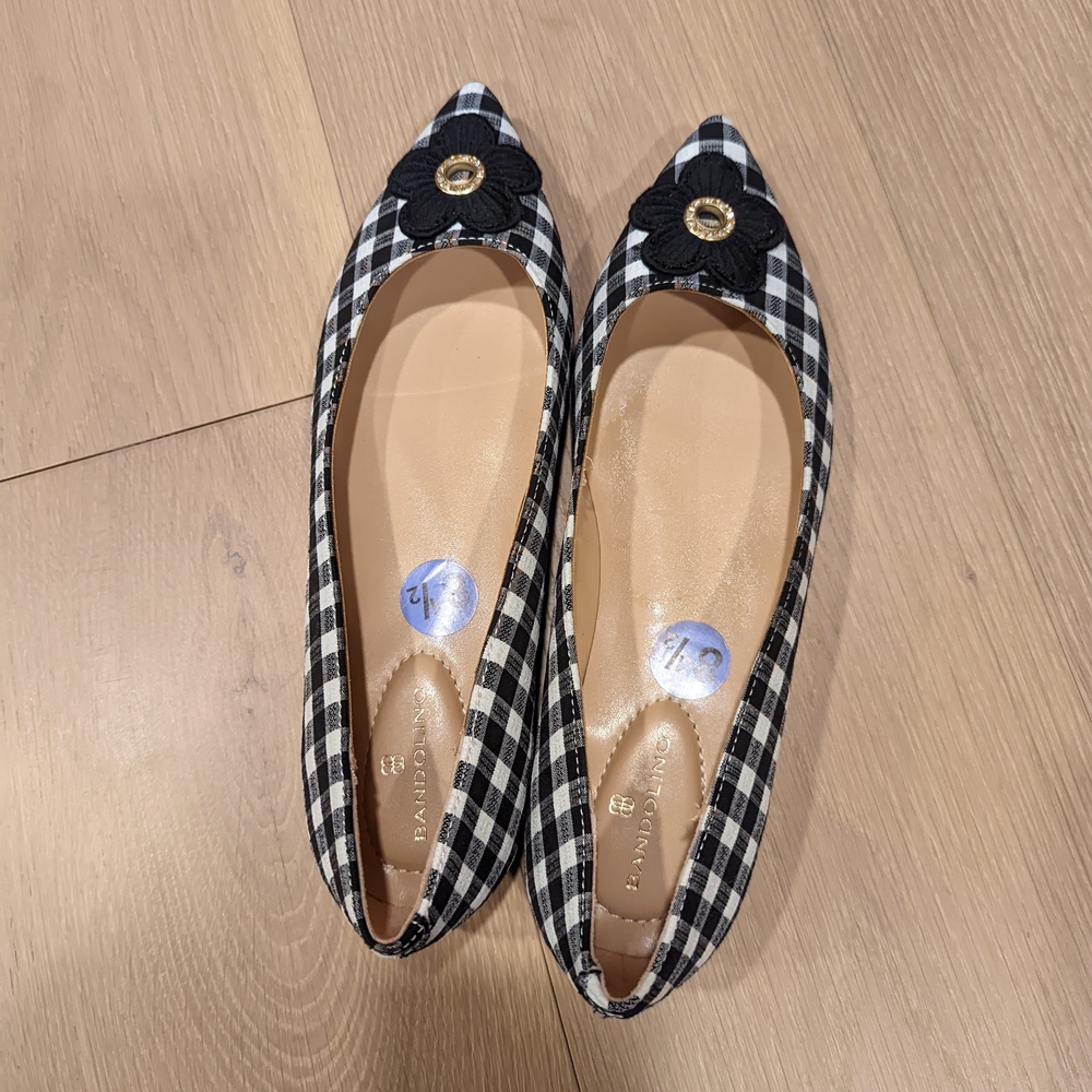 Black and White Checkered Women's Flats - Picture 5 of 10